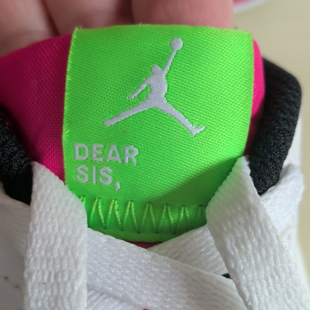 New Without Tags Air Jordan Dear Sis Sneakers Size 7.5 - Picture 10 of 10